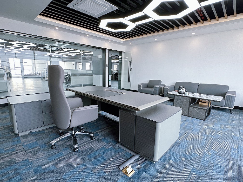 Modern executive desk high end مكتب تنفيذي حديث عالي الجودة