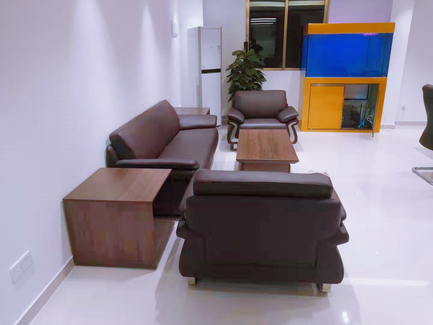 طاولة شاي