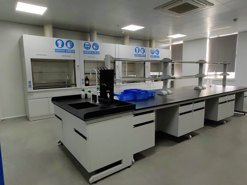 الأثاث الطبي