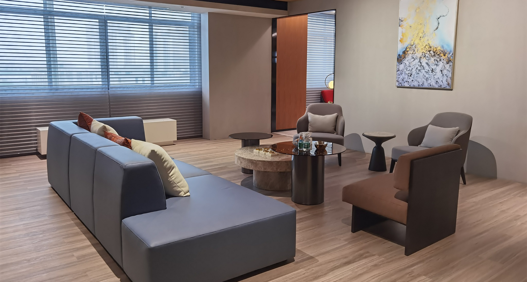 الشركة المصنعة لطاولة المكتب في الصين