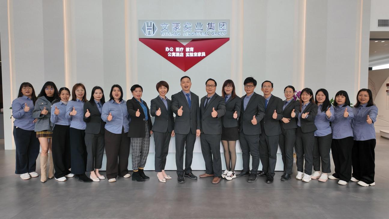 أثاث المكاتب