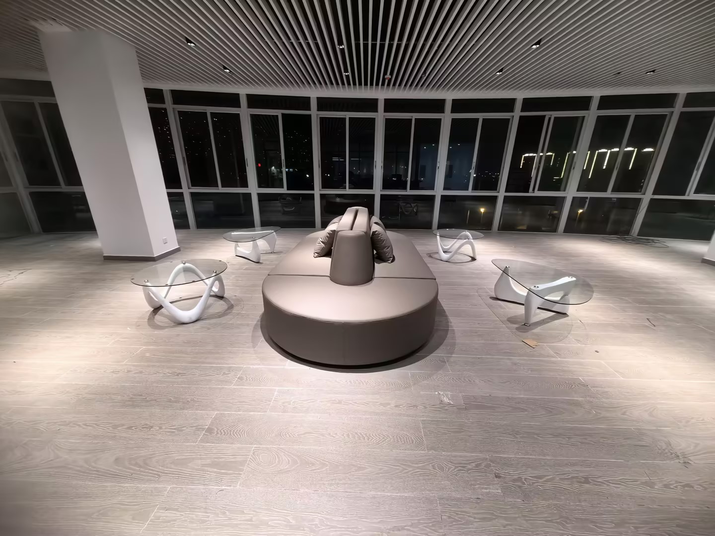 أثاث وينهاو